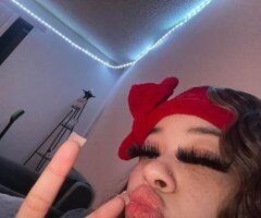 Looking for a good time filled with Roses 🌹 💕 - Image 3