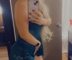 laura - Image 6