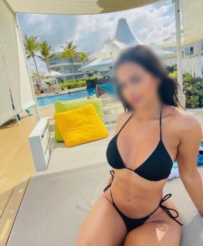 ADRI ❤ LATINA NEW IN AREA - 1
