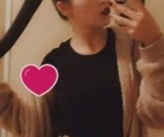 My tight pussy want a hard dick - Image 3