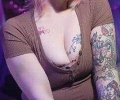 dark, slightly creepy goth girl here! - Image 4