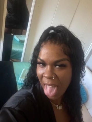 Your favorite is available today 💋👠 - 1