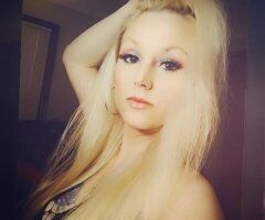 Toledo escorts - blonde pretty face slim waist