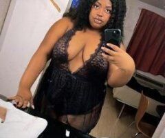 Sexy / easy squirter 😘😻 - Image 5