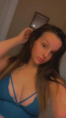 Cupcake 🧁😍 BEEN ON BREAK NOW BACK AVAILABLE! - 1