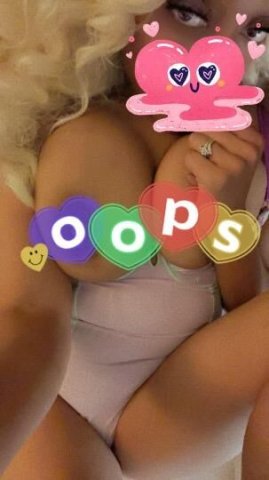 I just wanna be your favorite 😘 SAFE PLAY ONLY!! - 1