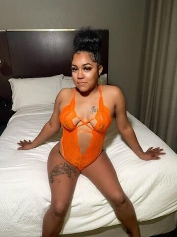 (CHESTER INCALL)🍾Hot and Horny petite SQUIRTER🍾 - 1