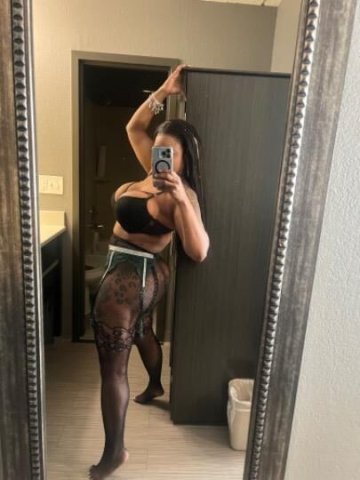 Facesitting hottie 🍑 🥶incallz upscale privacy🎯all night 🥶 ❤qv specials all night ❤fetish friendly ❤Landing strip hottie - 1
