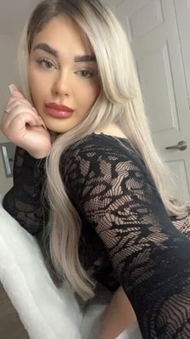 long hair blonde colombiana - 1