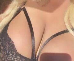 North Bay escorts - Gorgeous Mixed Curvy Bombshell Big Tittys and Big Ass 🍒🍑💦