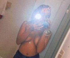 Wet N Wild - Image 2