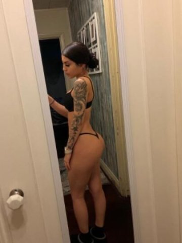 Beautiful Smooth Body A Mesmerizingface 💕I’ll leave you satisfied from the moment we meet • + Great Hygienee - 1