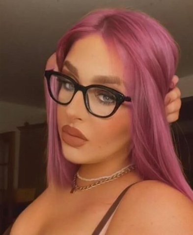 Classy & Curvy Mistress - 1