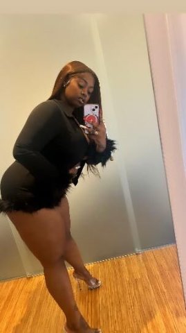 LAST NIGHT IN TOWN✨ Meet the hottest bbw + petite babe out here 💦 REAL SQUIRTERS 👯♀REAL FUN - 1