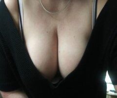 EASY GOING AND I LOVE TO PLAY 🥰 LETS GET NAUGHTY 🫶 A LITTLE PNP☀ DAILY. SPECIALS... like - Image 3