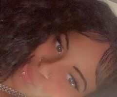 come play with me and get my good wet pussy and head - Image 5