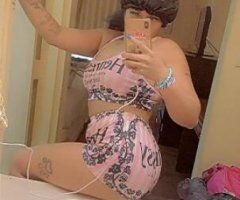 come play with me and get my good wet pussy and head - Image 9