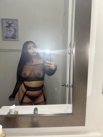 100% Real Curvy Asian 💋💦 - 1