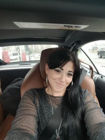 Spend Some ⌚Time n💆🏻♂ Unwind with a Thick N 💦Juicy💦 Italian 🇮🇹 Cutie 🥰 with a😲 BIG 🤯 BOOTY 🍑🤤 - 1