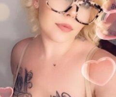 G.O.A.T Super Curvy blonde deepthroat queen! Warm wet soft mouth no gag reflux 👸🏼👅🍆💦🫧 - Image 3