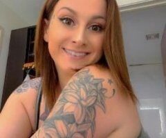Sexy sativa visiting knox cum see me - Image 2