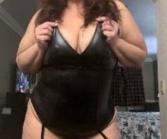 SMOKINg HOT BBW Milf! Visiting Sacramento May 6 to May 11 - Image 3