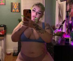 thick ass 🥵 - Image 3