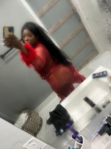 Shay Thick Ass 😍 Passing thru! Book Now (outcall) only - 1