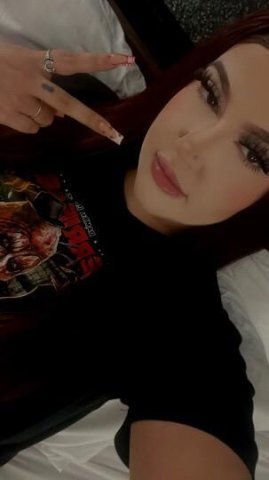 thick with e cup tits 🩷 - 1