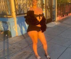 🍬ᑕᗩᖇᗩᗰᗴᒪ ᗪᗴᒪIᘜᕼT TᖇᗴᗩT🍭💦SOᖴT ᗩᑎᗪ SᗴᑎSᑌᗩᒪ🥰 PRETTY EYES THICK THIGHS👀🥵 - Image 3