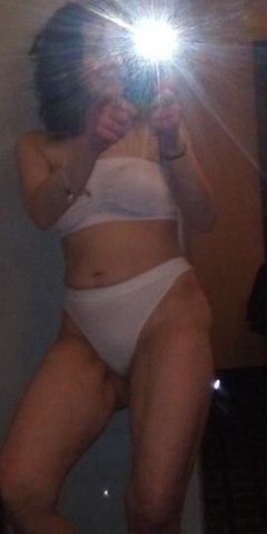 Amy is available for incalls and outcalls. No🚫 Money up front, No Drama and Absolutely 🚫NO Pimps - 1
