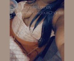 Luscious Ebony BBW 💦👅 - Image 4