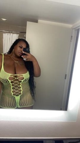 🌴california's 🌴hottest chocolate 🍫 biggest boobs (. ) ( .) big lips 💋 tight creamy🍦 grip - 1