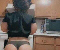 Bakersfield escorts - Facetime Fun. Mid_dget_escort girl😍3 foot 10 inch cubby😍And Ready for incall or out call🚘car call🚗 AVAILABLE 24hrs🦋Video Chat,Video Content sell