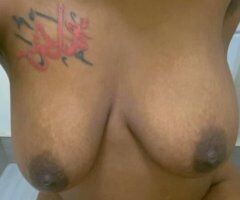 Sexy milk chocolate ready to melt all over you outcall only 💋👅💦 - Image 2