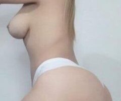 Boston escorts - 2 girl latinas