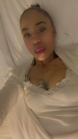w"SPECIALS" 🔥 GFE & SQUIRTS 🔥 - 1
