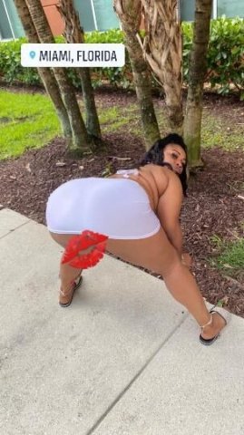 BACK IN TOWN🌹🌹🌹🌹Cummm tasteee Me 👅 BIG PUSSY BUTTER ROLL🤤 - 1