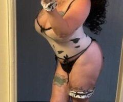 BUSTY PORNSTAR HERE (NO QV) - Image 6