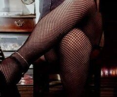 Slut Me Out Sunday **Specials until 12am** - Image 10