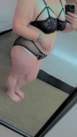 NeWGiRLCuMiNg PREBOOK NOW 5/14 - 1