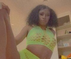 sexy😍WET😜petite😘 - Image 4