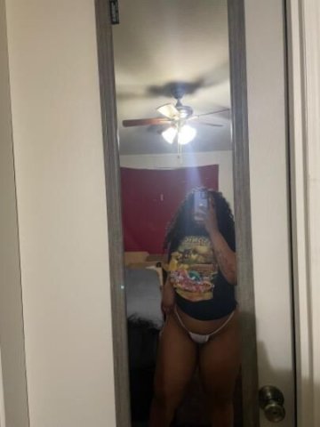 PRETTY GIRL PEACH, YOUR FAVORITE FREAK IS AVAILABLE FOR OUTCALL AND CARDATES!! TWO GIRL SPECIAL DEALS NOW 🍑💦 - 1