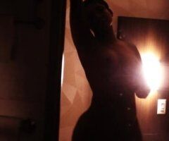 BABE IM SO HORNY! COME FUCK ME - Image 3