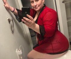 CCOME LET ME SUCK ALL THEM JUICES/PROTIEN OUT - Image 5