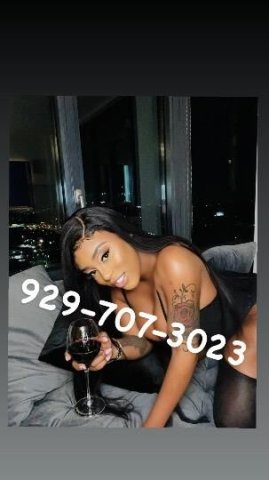 UNIVERSAL BLVD💋SEXY EBONY LOOKING TO MEET - 1