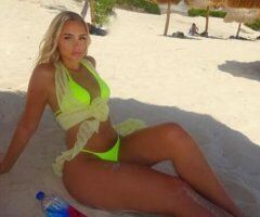 blonde and petite - Image 2