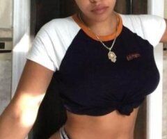 Racine escorts - 👅Come fuck me 24/7 need big Dick for my wet pussy tonight👅