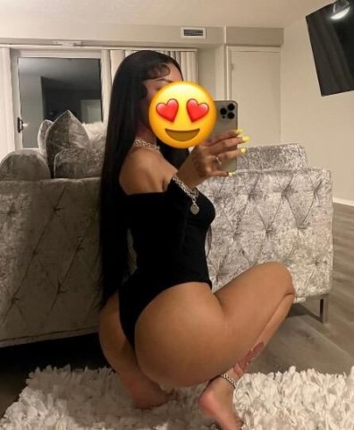 💦😼L.A Baby With A PornStar Body💦😼 - 1