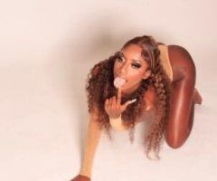 Long Beach escorts - A1 Grade Pussy & Head carfun and Outcalls😍